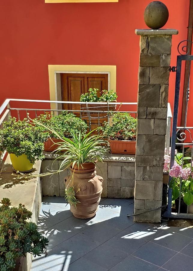 Pietra Di Mare Hotel Biassa Exterior photo